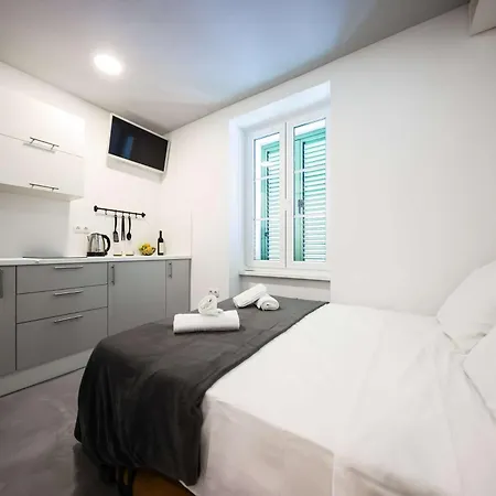Apartment Old Micro-apartments Zadar